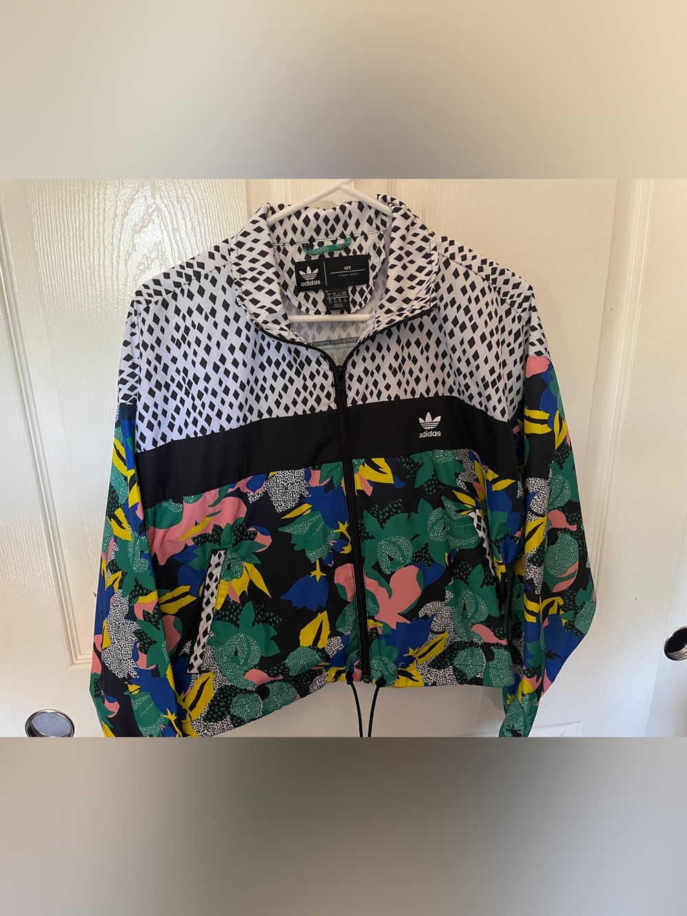 This Adidas Originals windbreaker - Picture 2 of 6
